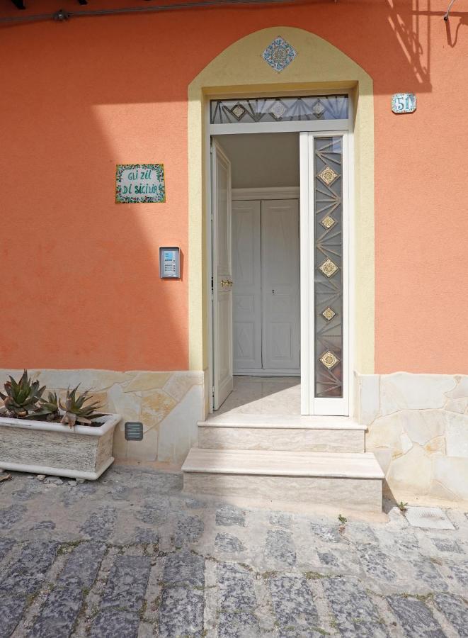 Gli Zii Di Sicilia Bed and Breakfast Racalmuto Exteriör bild