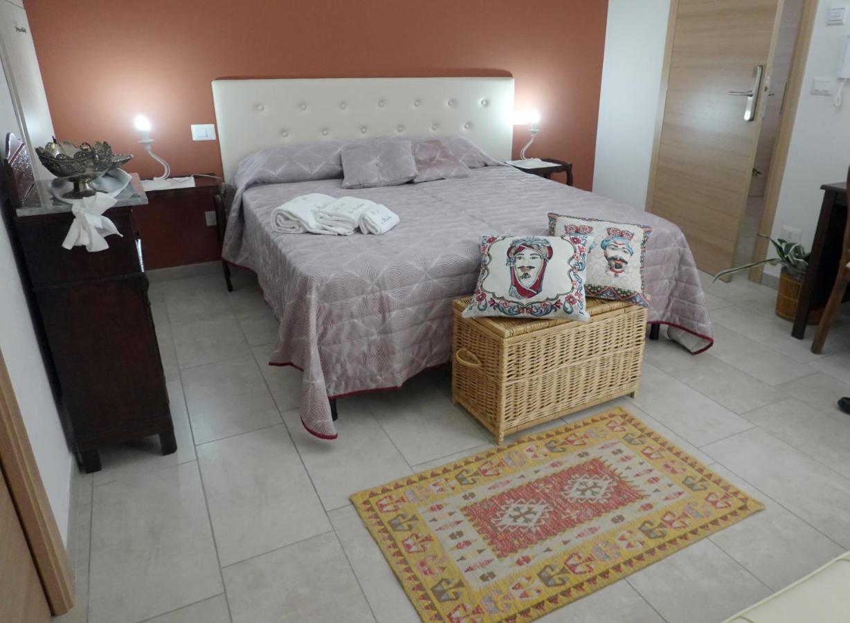 Gli Zii Di Sicilia Bed and Breakfast Racalmuto Exteriör bild